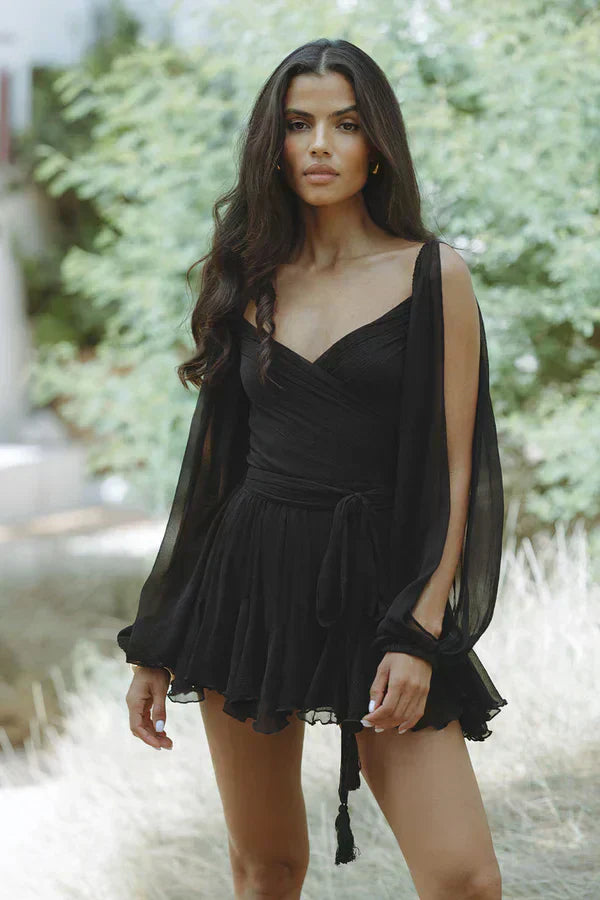 Robe Courte Cache Coeur Stella À Noeud Ajustable Et Manches Longues Transparentes Estivales