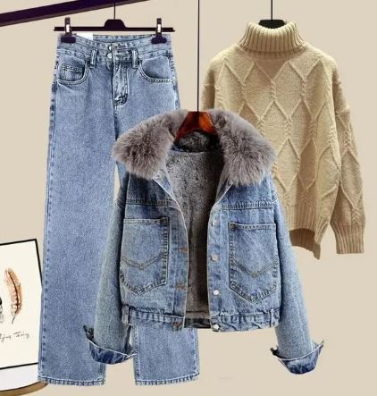 Darlyn: Jeans, Jeansjacke und Rollkragenpullover – dreiteiliges Set