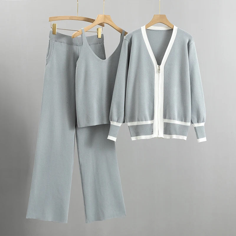 Ensemble Tricot Valentina Rossi Trois Pièces Pantalon À Jambe Large Haut Sans Manches Cardigan Tricot