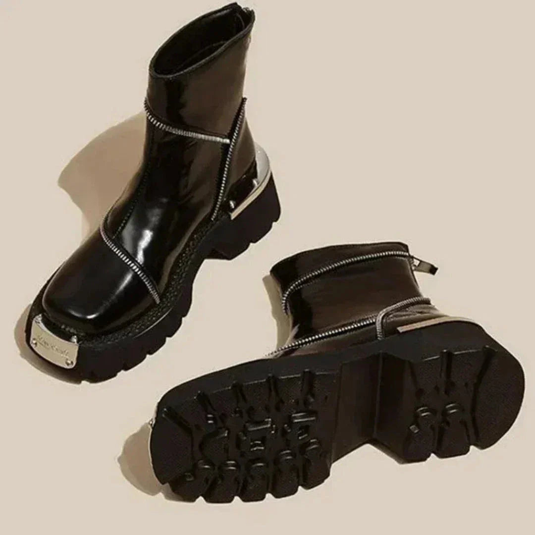 Bottes À Cheville Vida Zip En Vernis Noir Brillant Avec Quincaillerie Et Métallique Semelle Épaisse Confort