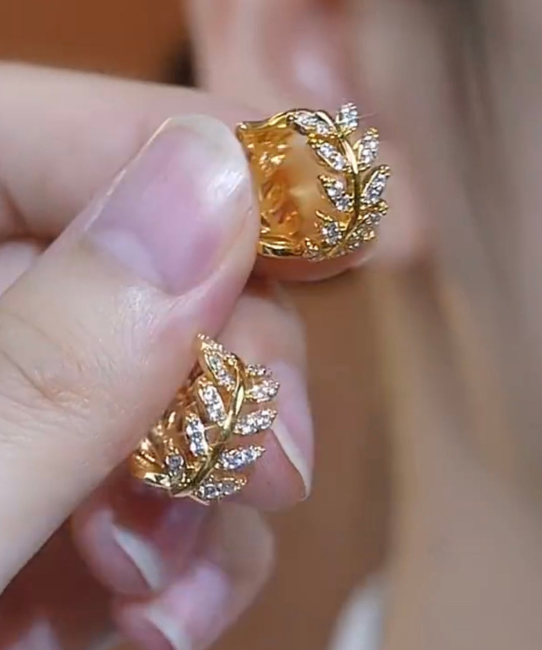 Boucles d'oreilles créoles vintage en argent sterling doré et zircons - Amawinc
