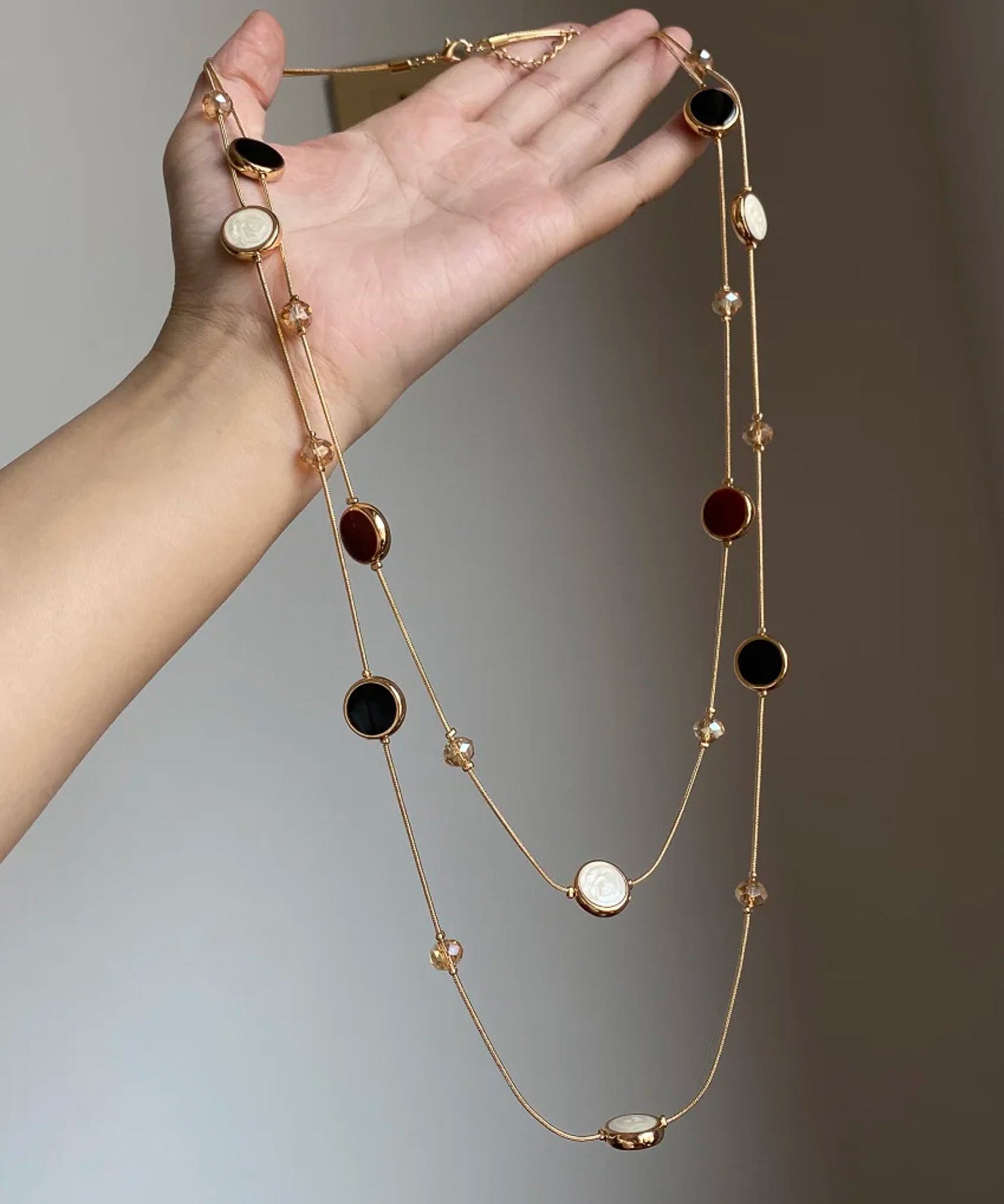 Collier double couche en perles émaillées goutte à goutte en cuivre doré Vogue - Amawinc