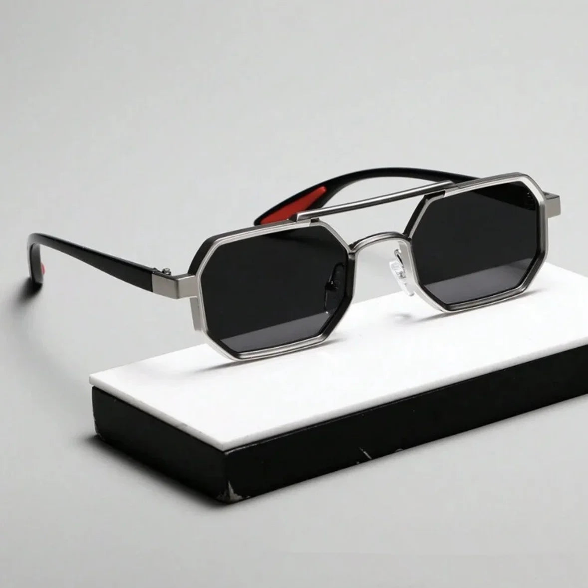  - Amawinc