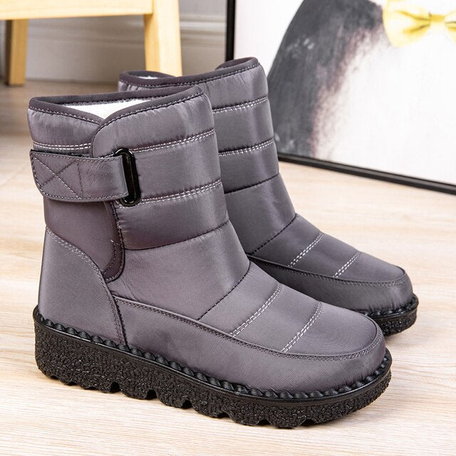 ALAYNA Stiefel mit dicken Sohlen