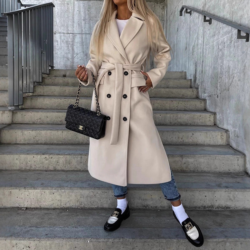 Manteau Long Féminin À Double Bouton Avec Poches Latérales Et Col Revers Classique Pour Hiver Élégant
