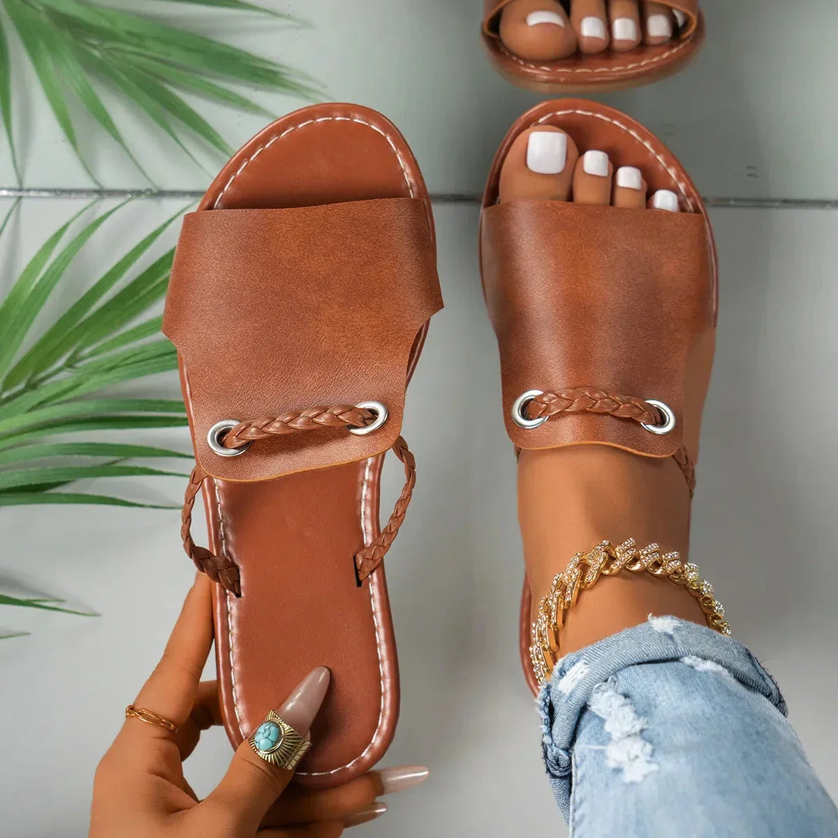 Sandales Capri Slip On Avec Lanière Tressée En Faux Cuir Pour Été Confort Et Style Décontracté