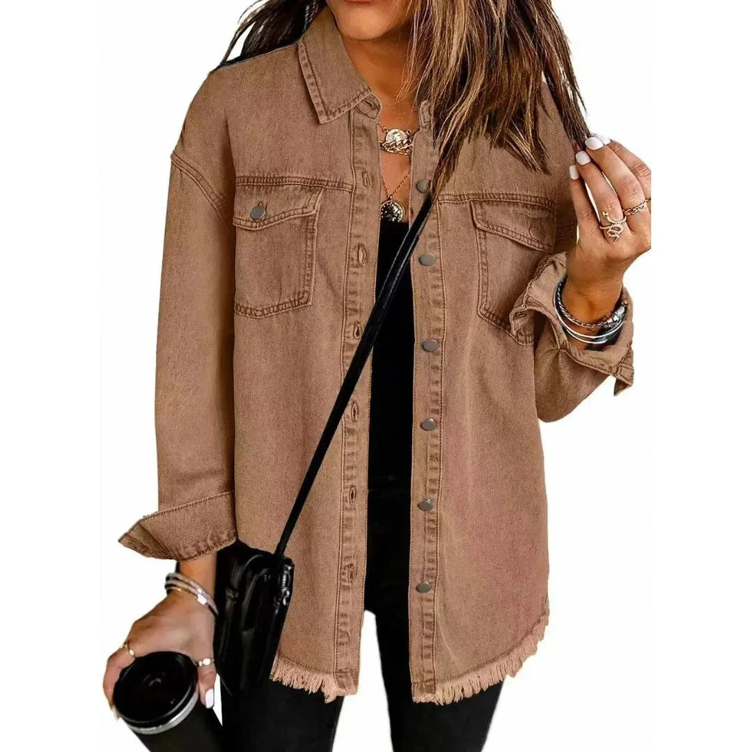 Veste Chemise Denim Oversize Pour Femmes Avec Poches Poitrine Et Ourlet Effiloché En Coton Doux