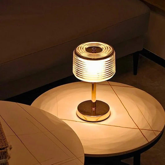Tischlampe mit LED-Ring
 - OnyxLampen