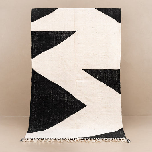Alya - taznakht kilim rug - Amawinc