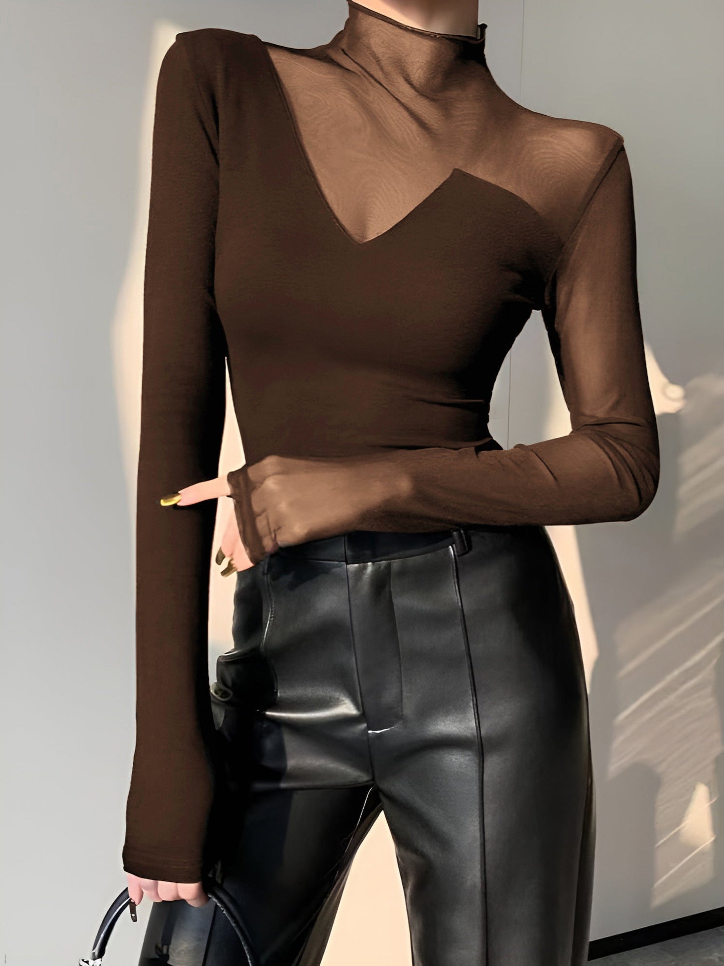 T Shirt En Maille Transparente Asymétrique Avec Panneaux Mesh Manches Longues Col Ras De Cou Pour Travail Et Loisirs