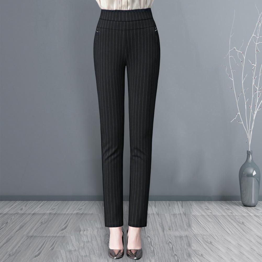 Arvide Damenhose: Lockerer Schnitt, hoher Bund, Stretchmaterial, mit Taschen