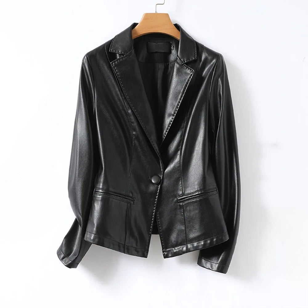 Corliss Blazer En Cuir D'Agneau À Revers Crantés Manches Cintrées Fermeture Par Bouton Unique Et Poches Passepoilées