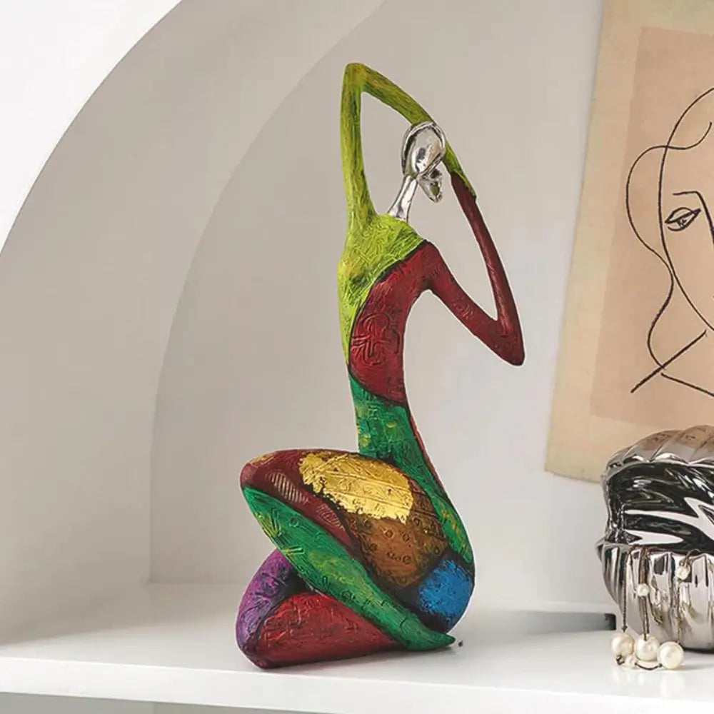 Sculpture Abstraite En Résine Avec Détails Métalliques Pour Salon Ou Bureau Design Moderne