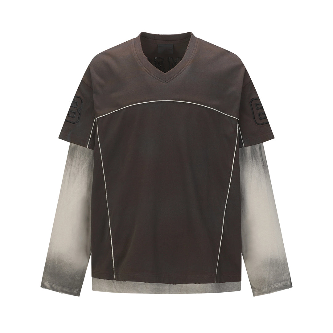 Notte Frame T Shirt En Coton Avec Couches Superposées Et Broderies De Lettres Pour Texture Distinctive Et Col En V Avec Manches Contrastées