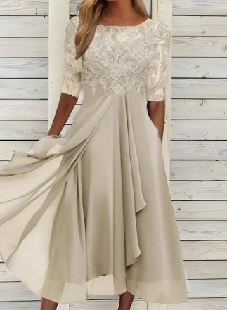 Damenkleid aus Chiffon mit Stickerei, Spitze und Aussparungen von Fudus