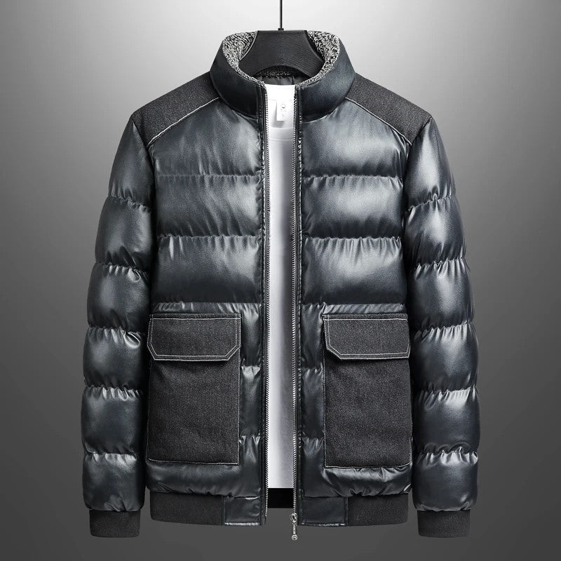Doudoune Puffer Patch Denim Imperméable Cuir Synthétique Accents Denim Sur Épaules Poches Patch Doublure Sherpa Col