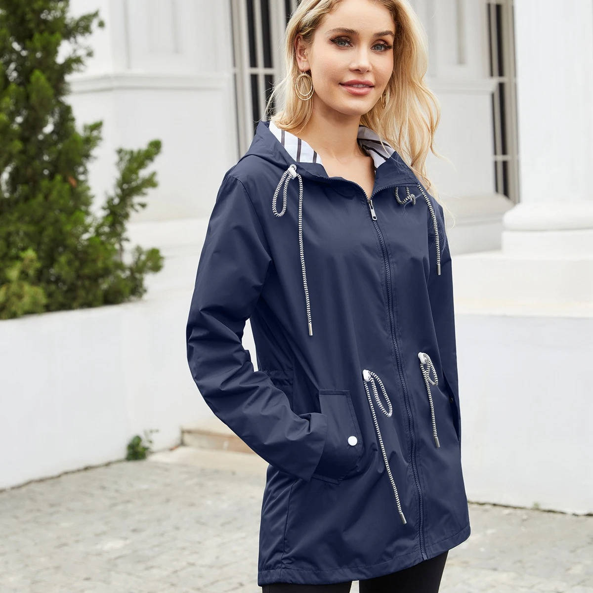 Imperméable Pour Femme Avec Capuche Léger Et Hydrofuge Pour Le Quotidien Idéal Pour La Pluie
