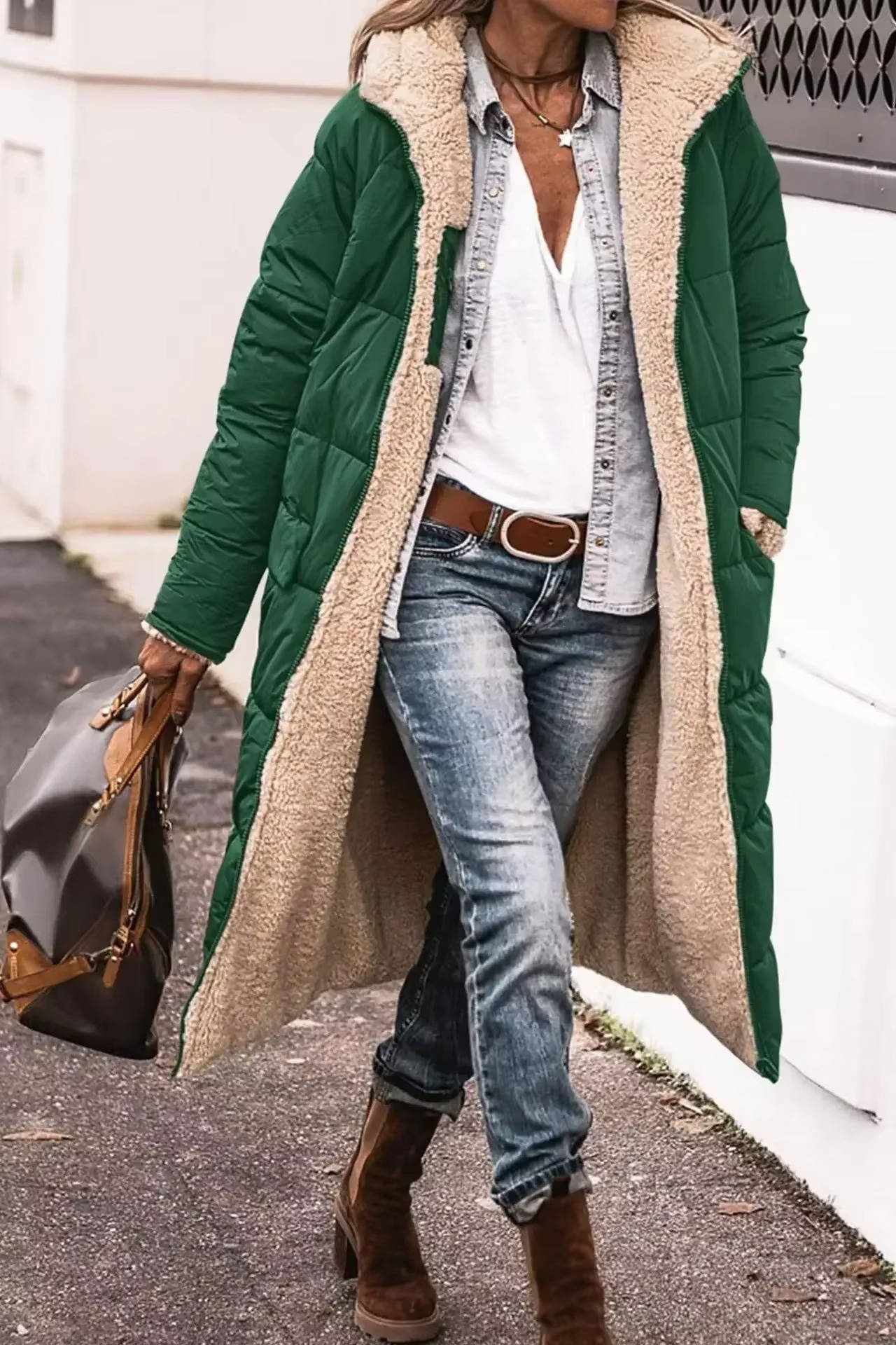Manteau Long Matelassé Pour Femme Avec Capuche Extérieur Polyester Durable Doublure Polaire Douce Pour Hiver