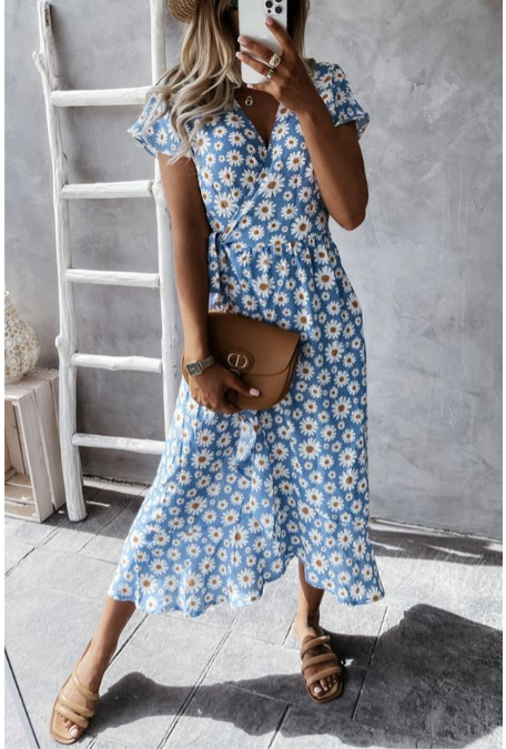 Fudus Midikleid mit lieblichen Gänseblümchen