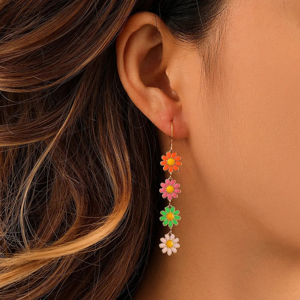 Boucles Doreilles Marguerites Dorées Léger Design Printemps Été Charme Floral Subtil