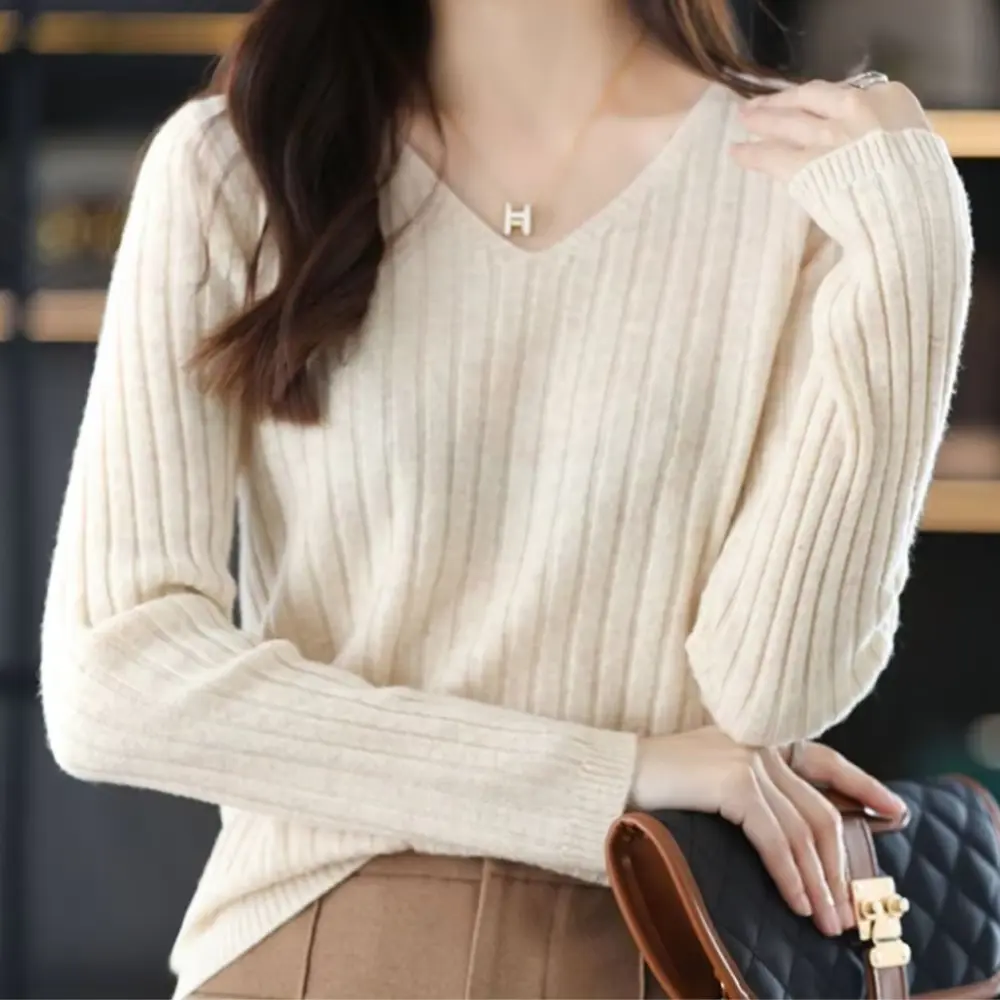Pull Femme Ella Col V En Maille Douce Longues Manches Idéal Bureau Ou Décontracté