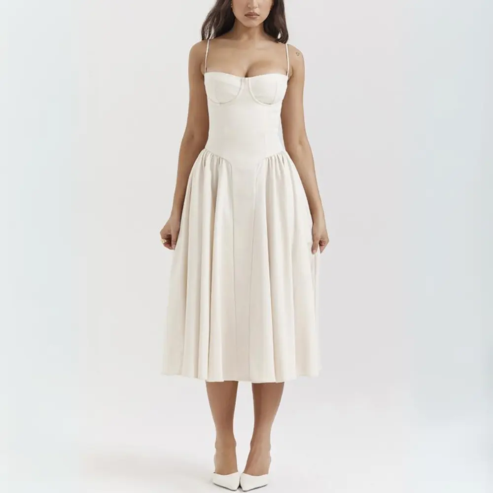 Robe Camisole Midi Vintage Couleur Unie Avec Bretelles Réglables Et Silhouette Évasée