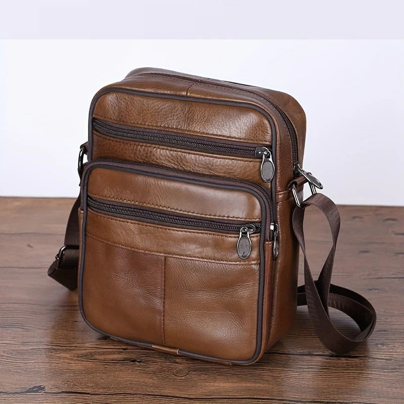Sacoche Homme Noire À Bandoulière Design Structuré Avec Multiples Poches Zippées Pour Affaires Et Utilisation Quotidienne