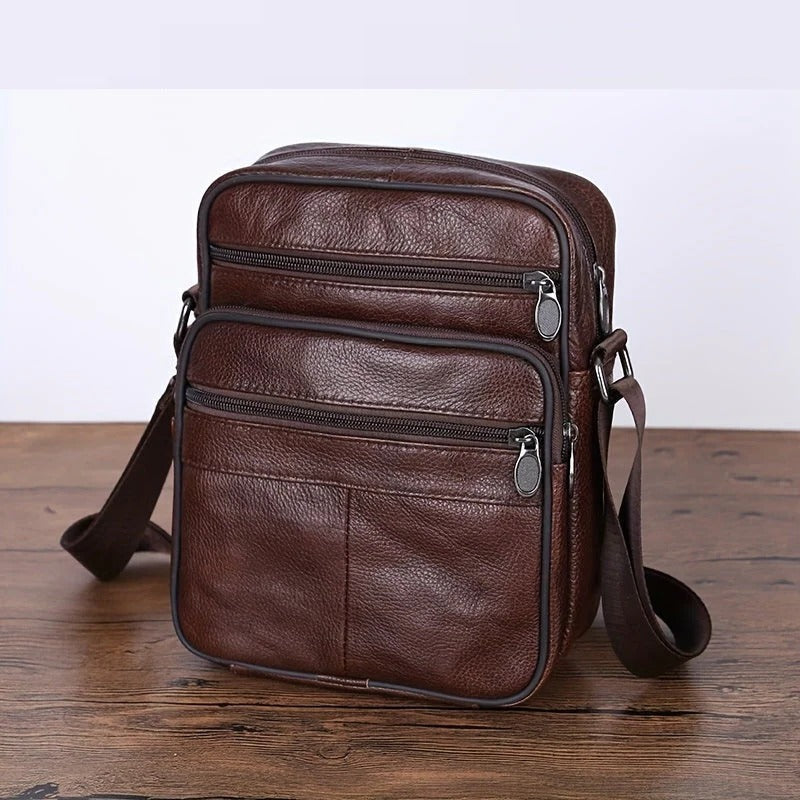 Sacoche Homme Noire À Bandoulière Design Structuré Avec Multiples Poches Zippées Pour Affaires Et Utilisation Quotidienne