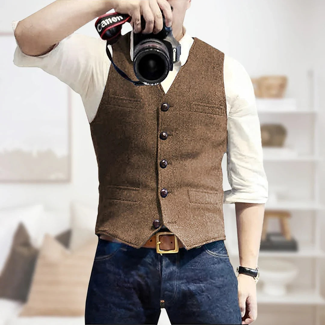 Gilet Sans Manches Vintage En Denim Boutonné Devant Pour Une Superposition Moderne