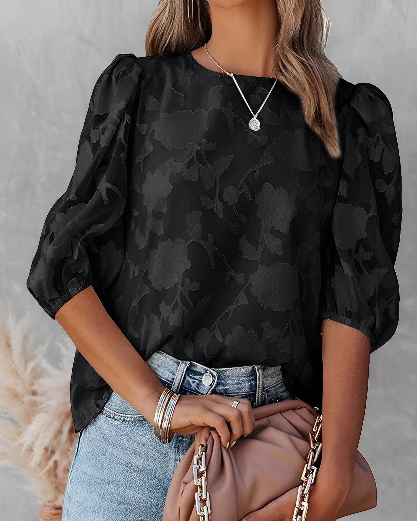 Chemise Femme À Manches Bouffantes Boutonnée Structurée Avec Volume Et Silhouette Droite
