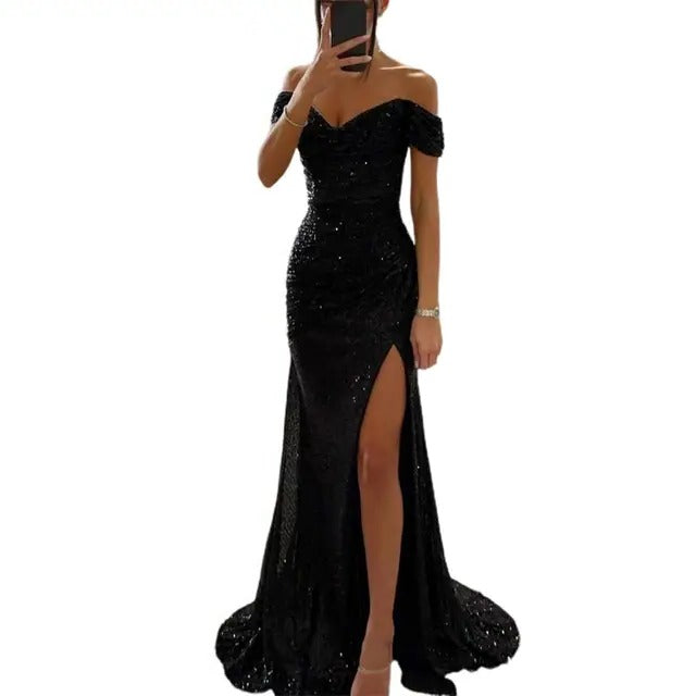 Robe Maxi Épaules Nues Élégante Ajustée Pour Occasions Formelles Silhouette Affinée Et Lignes Épurées