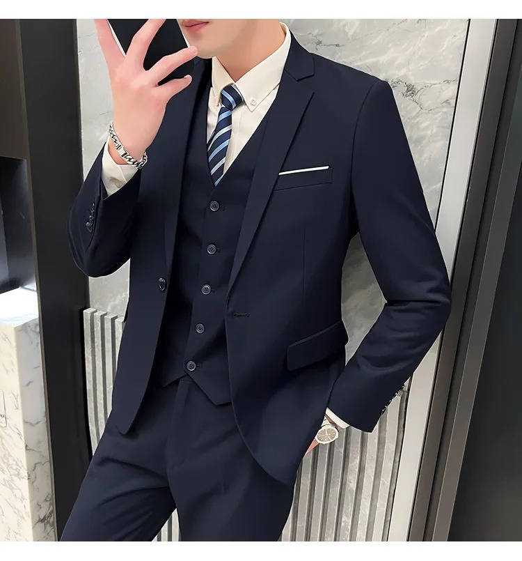 Costume Trois Pièces Slim Fit Pour Hommes Pour Affaires Et Événements Formels Pour Professionnels