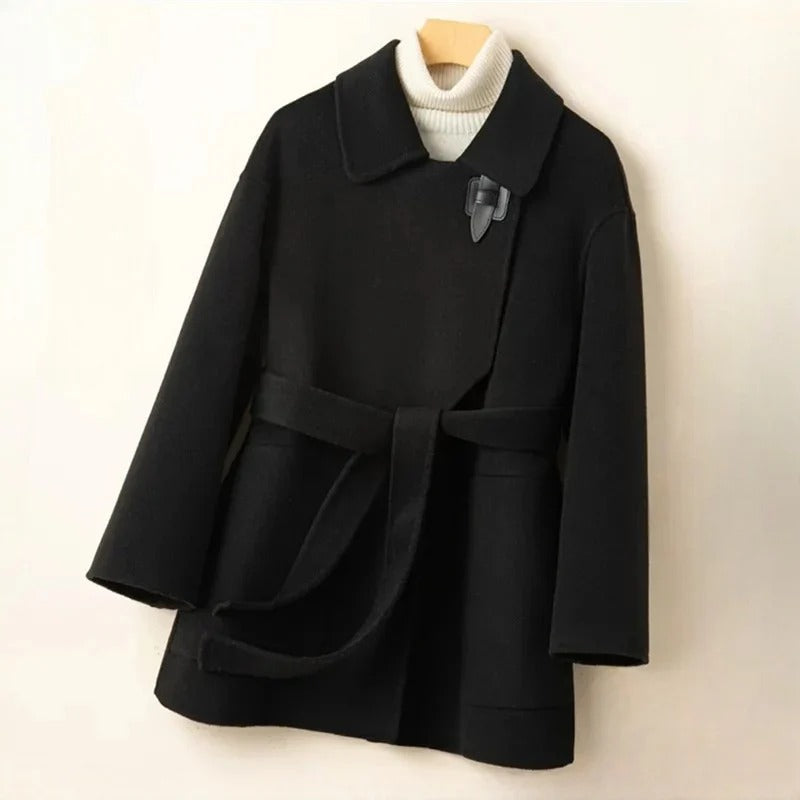 Manteau Cavalli En Laine Double Face Avec Ceinture Et Silhouette Épurée Pour Une Transition Polyvalente
