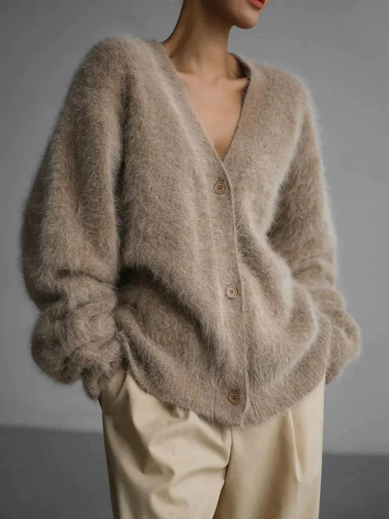 Cardigan Femme Peluche Tricot Oversize Avec Col V Boutonné Devant Pour Un Style Confort Chic