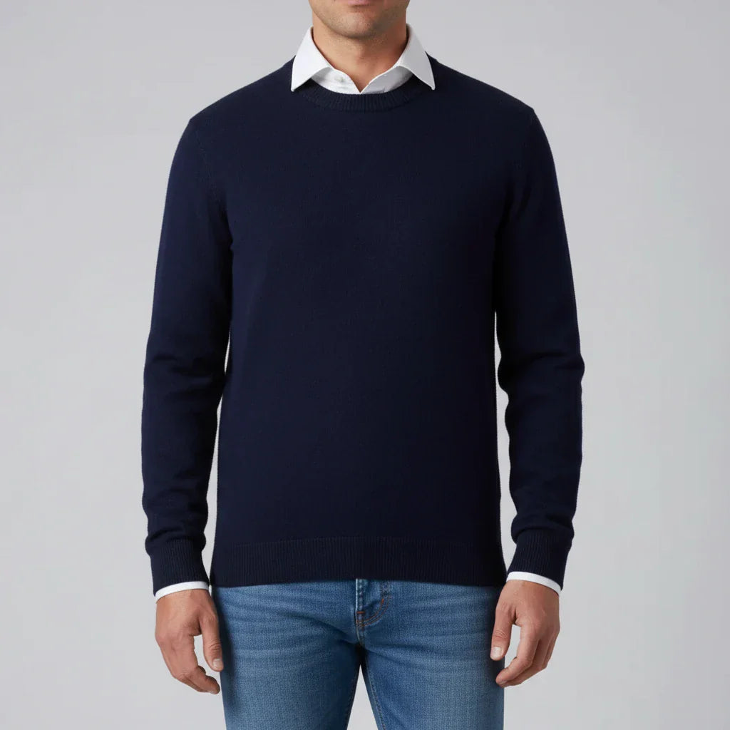 Pull Homme En Maille Bleu Clair Col Rond Coupe Regular Poignets Côtes Indispensable De La Garde Robe Intemporelle