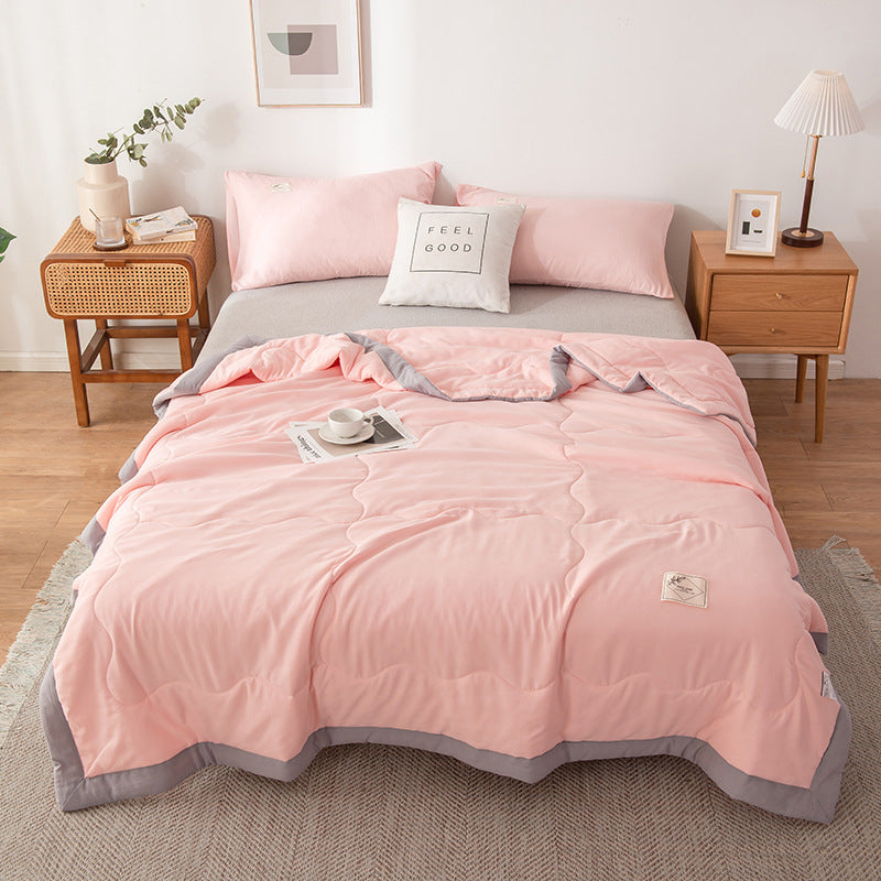 Couette Minimaliste En Coton Respirant Avec Motif Cousu Pour Sommeil Frais Et Détente