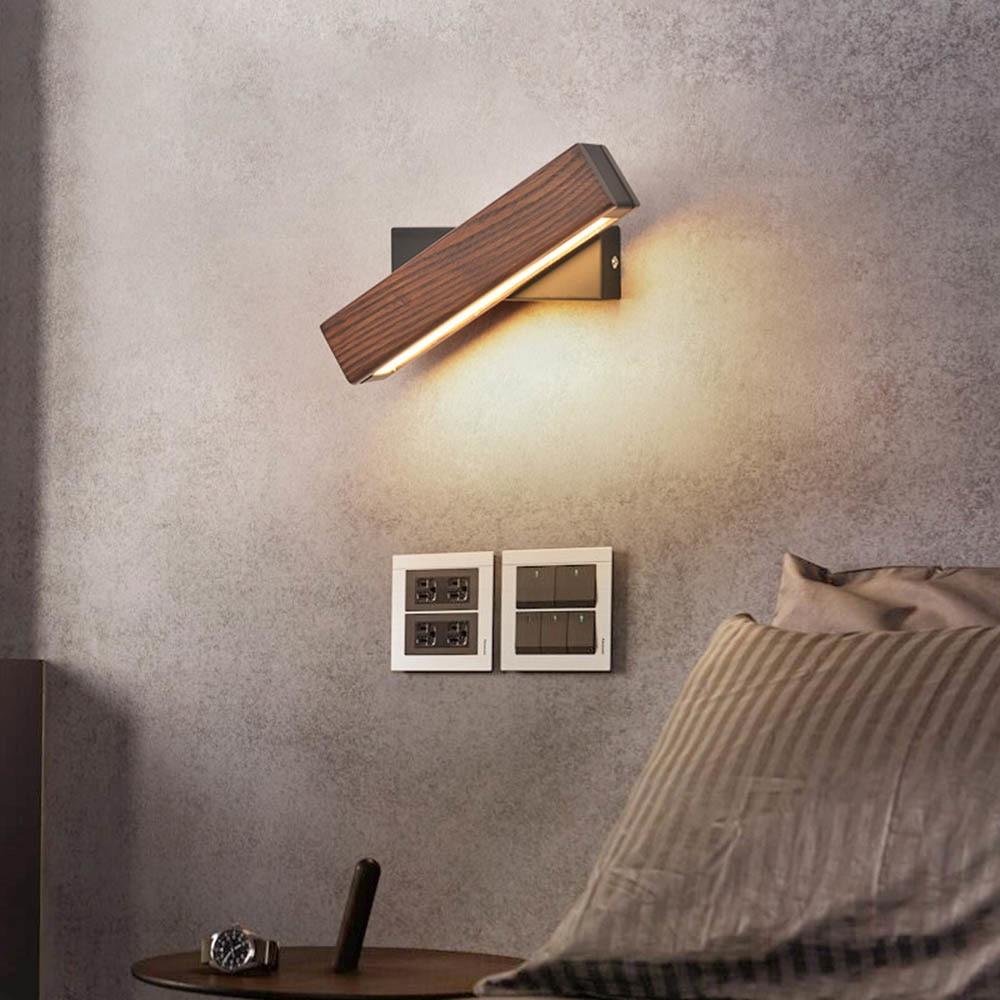 Drehbare LED-Holzwandleuchte RotoWood™