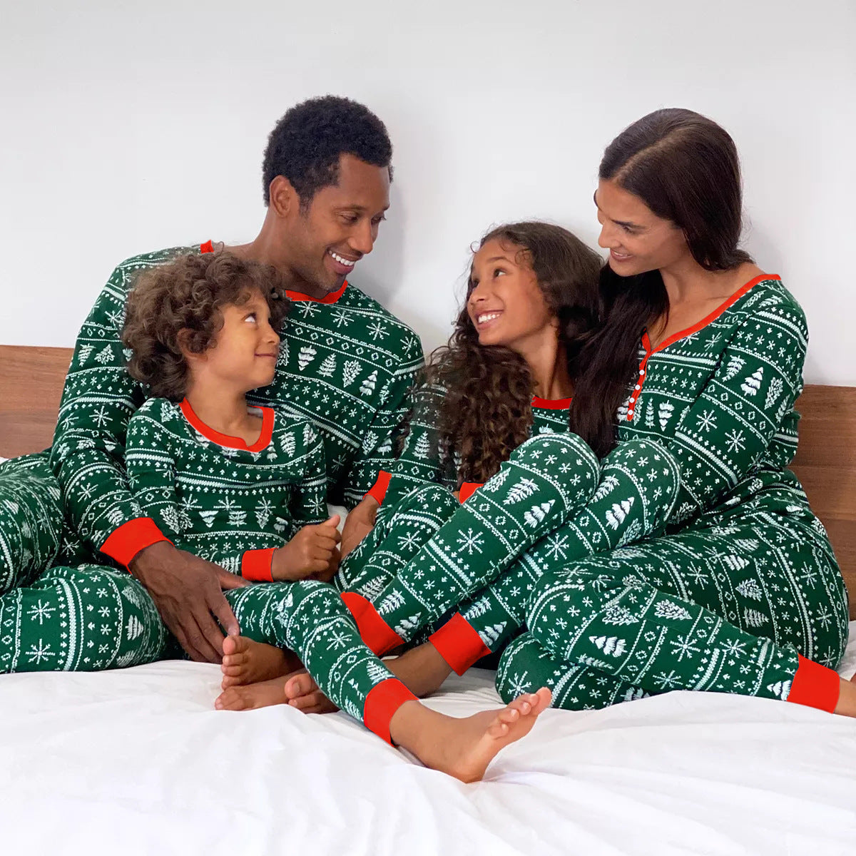 Familien Weihnachts-Pyjama Set – Eltern-Kind Partnerlook Schlafanzüge für Weihnachten