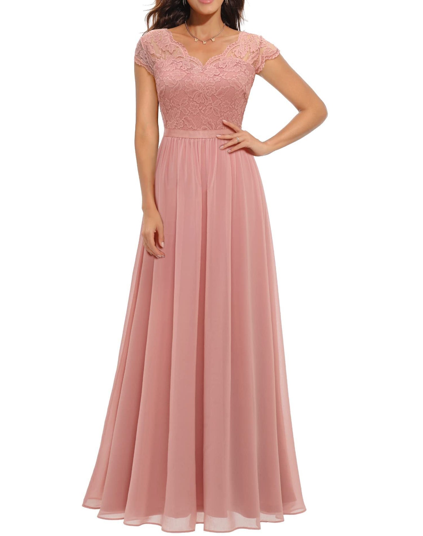 Robe Longue En Dentelle Beige Avec Corsage En Dentelle Et Manches Trois Quart Pour Mariage