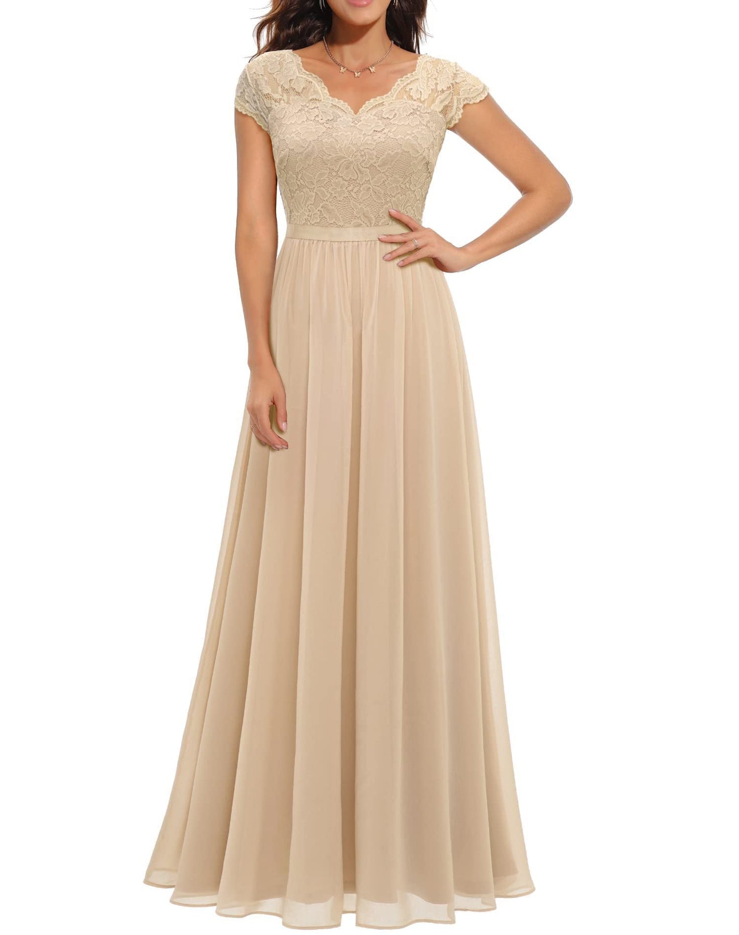 Robe Longue En Dentelle Beige Avec Corsage En Dentelle Et Manches Trois Quart Pour Mariage