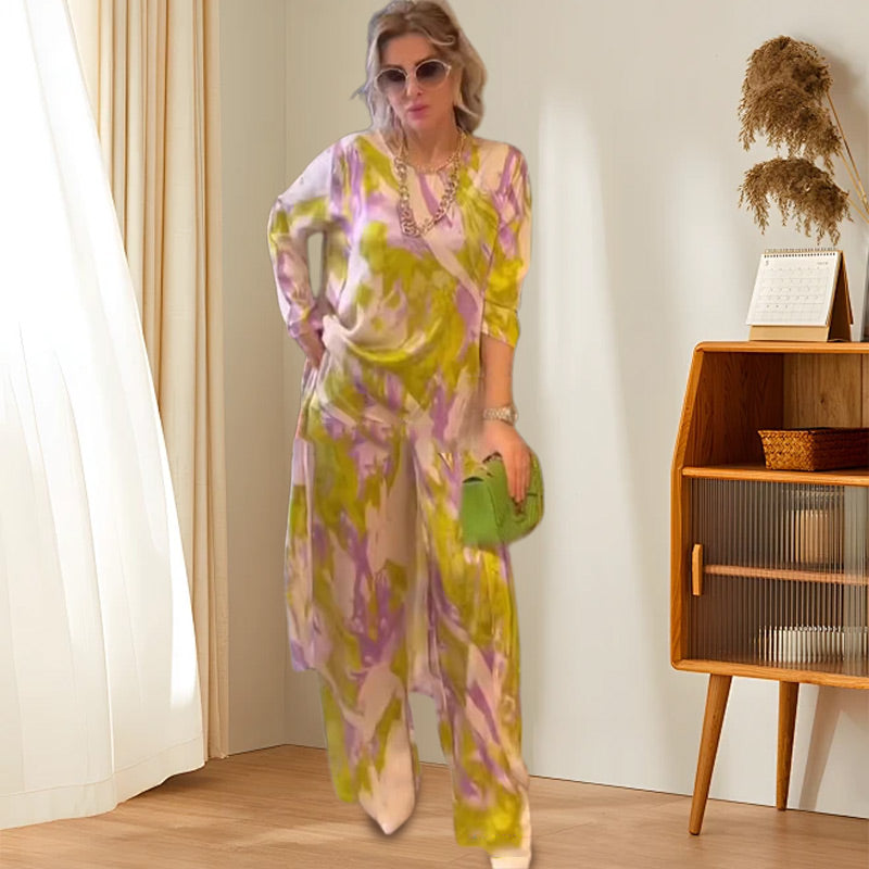 Clarisse-Set: Oberteil mit Druck & langer Rückenpartie, lockere Hose