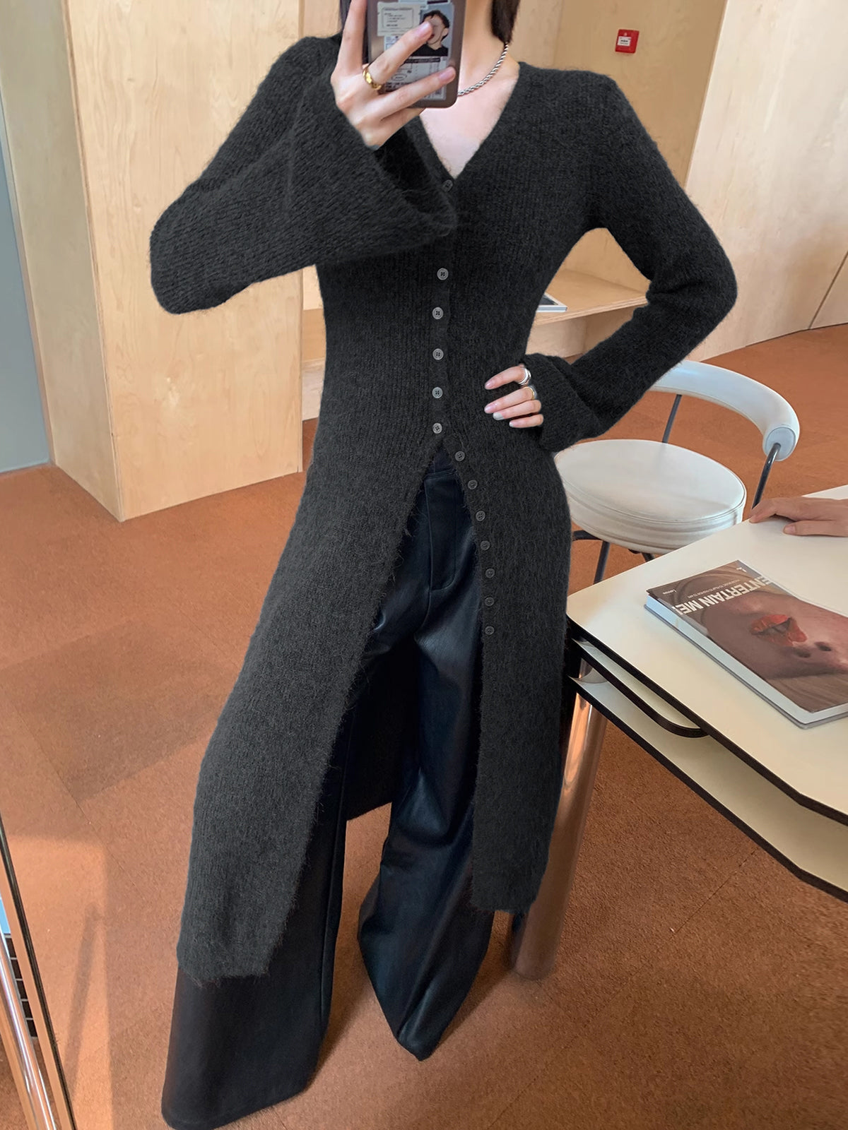 Robe Pull Midi En Maille Avec Encolure V Et Fente Avant Boutonnée Pour Femme Amawinc