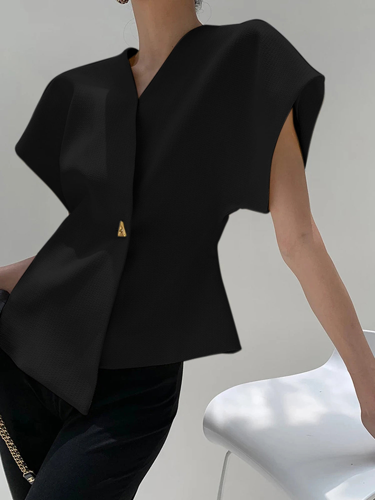 Blouse Décolletée Col V Boutonnée En Polyester Léger Sans Manches Pour Travail Et Loisirs Chic