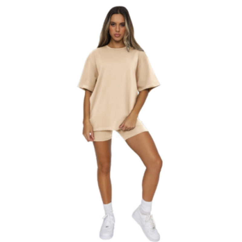 Damen Shorts-Set mit Oversize-Shirt von Dara – lässiger Style