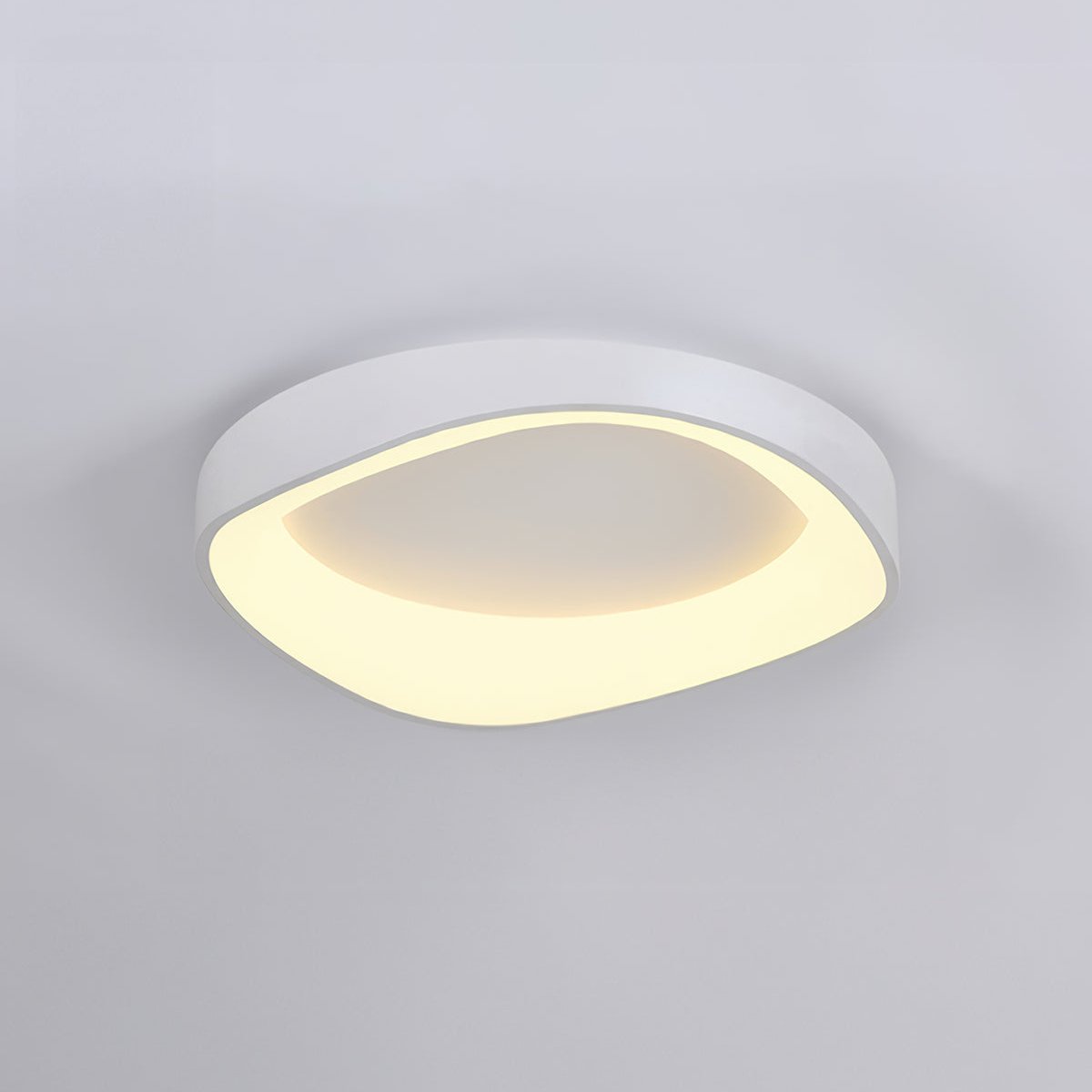 Artistically Designed Nordic Wooden Ceiling Light