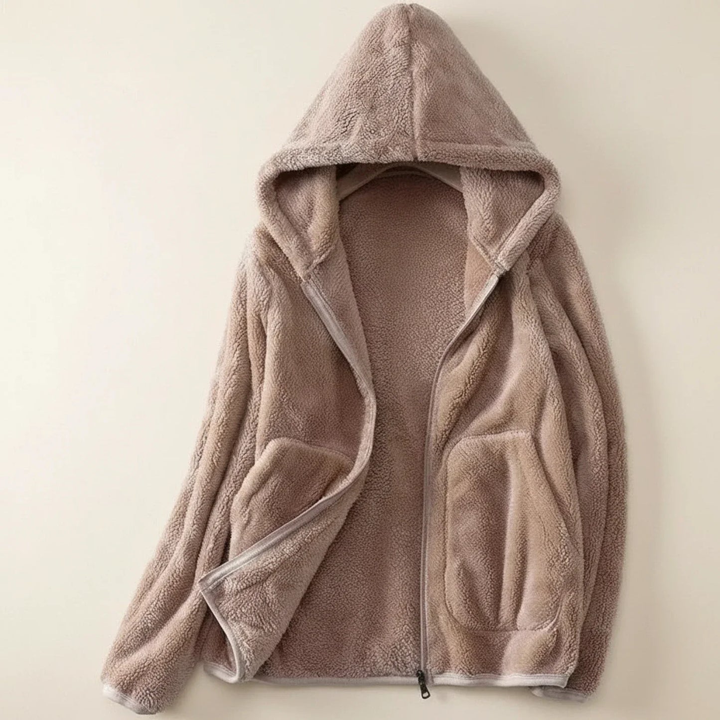 Veste Polaire À Capuche Pour Femme Coupe Décontractée Avec Poches Patch Et Fermeture Éclair Polyvalente Pour Le Quotidien
