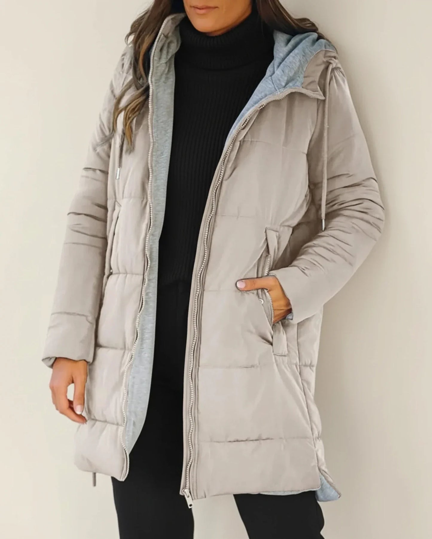 Veste D'Hiver Longue Matelassée À Capuche Pour Femme Avec Fermeture Éclair Et Poches Pratiques