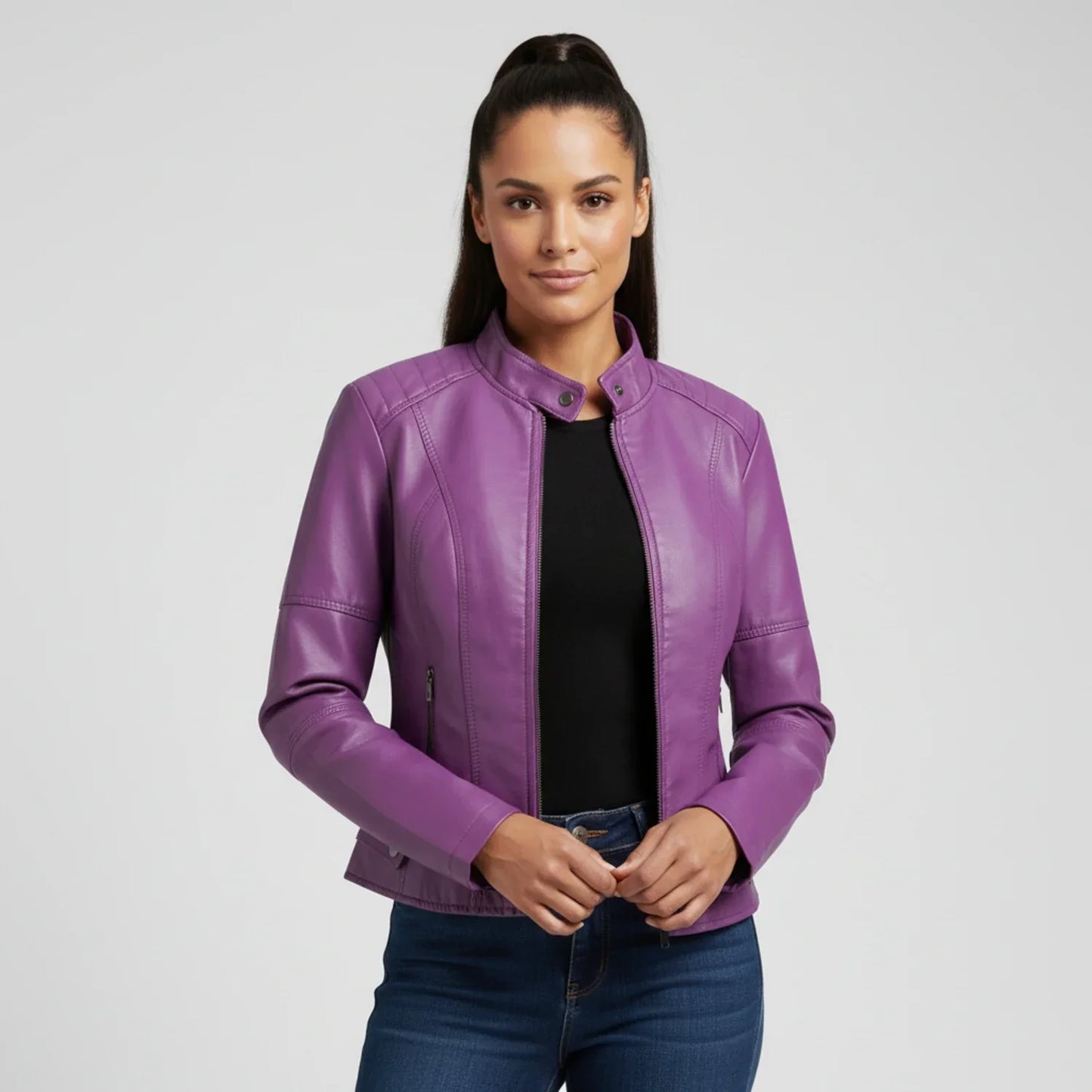 Veste Moto Femme Ajustée Avec Poches Zippées Et Col Debout Pour Un Style Moderne Polyvalent