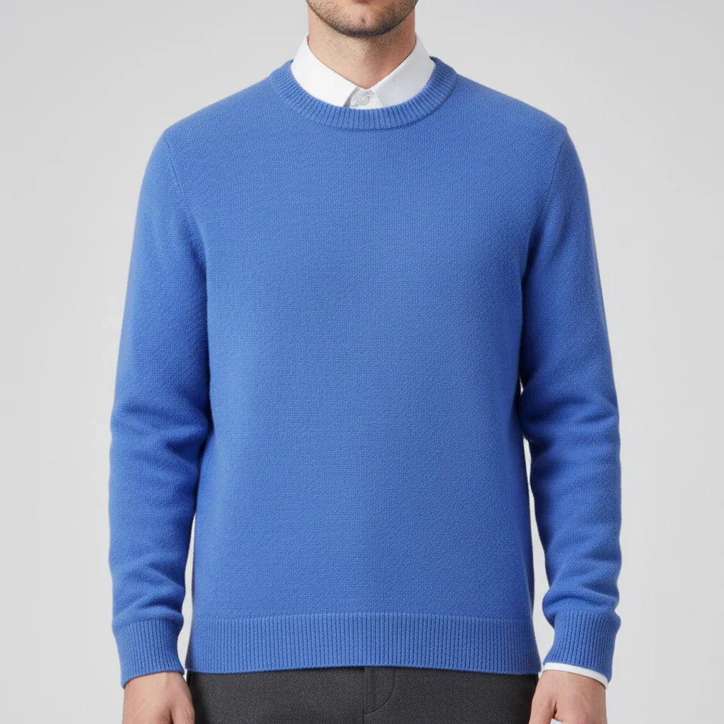 Pull Homme En Maille Bleu Clair Col Rond Coupe Regular Poignets Côtes Indispensable De La Garde Robe Intemporelle